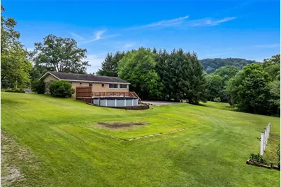 546 Backbone Rd, Independence, PA 15026 - Photo 3
