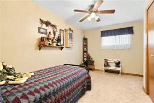 546 Backbone Rd, Independence, PA 15026 - Photo 27