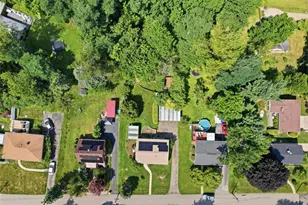 307 Bayberry Dr, Ross Twp, PA 15237 - Photo 25