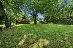 307 Bayberry Dr, Ross Twp, PA 15237 - Photo 23