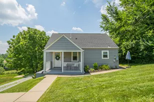 3122 Southern Dr, South Park, PA 15129 - Photo 1