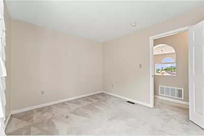 608 Cassandra Dr, Cranberry Township, PA 16066 - Photo 25