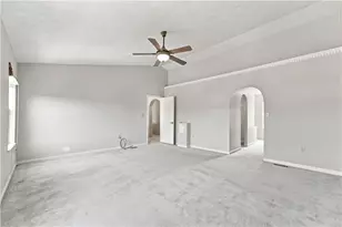 608 Cassandra Dr, Cranberry Township, PA 16066 - Photo 19