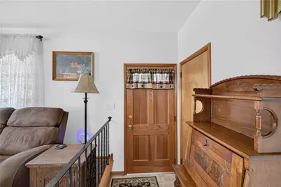 38 Highland Ave, Donegal, PA 15376 - Photo 9