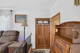38 Highland Ave, Donegal, PA 15376 - Photo 9