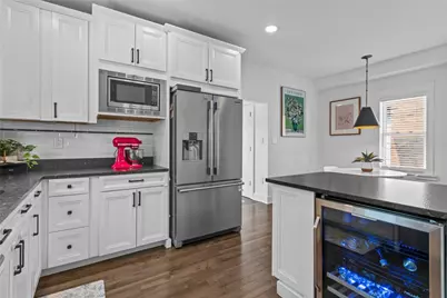 13 Wentworth Ave, Pittsburgh, PA 15229 - Photo 9