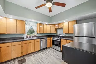 4 Beech St, Stoneboro, PA 16153 - Photo 7
