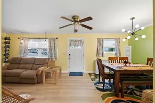 110 Crest Dr, Center Township, PA 15061 - Photo 3