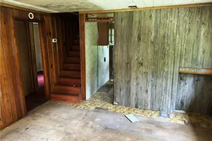 2883 Portersville Rd, Perry Township, PA 16117 - Photo 7