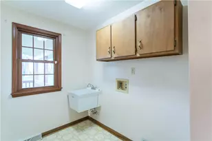 128 Moffett Run Rd, Center Township, PA 15001 - Photo 21