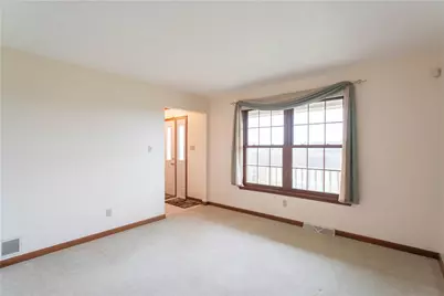 128 Moffett Run Rd, Center Township, PA 15001 - Photo 7