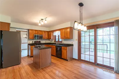 128 Moffett Run Rd, Center Township, PA 15001 - Photo 11