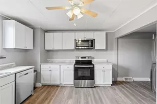 113 Washington St, Cokeburg, PA 15324 - Photo 17
