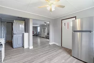 113 Washington St, Cokeburg, PA 15324 - Photo 15