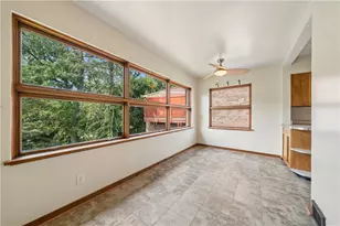 361 Avenue F, Pittsburgh, PA 15221 - Photo 17