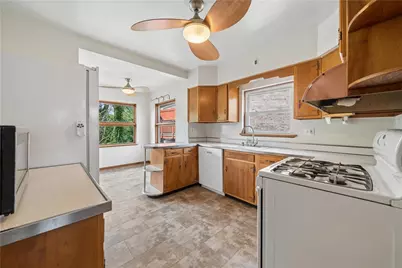 361 Avenue F, Pittsburgh, PA 15221 - Photo 13