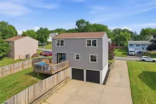 320 Celestial Dr, Economy, PA 15042 - Photo 37