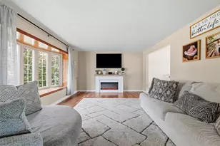 320 Celestial Dr, Economy, PA 15042 - Photo 7