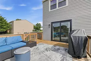 320 Celestial Dr, Economy, PA 15042 - Photo 23