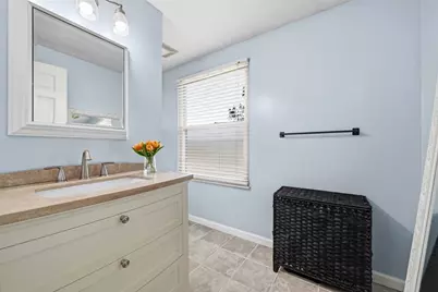 320 Celestial Dr, Economy, PA 15042 - Photo 27