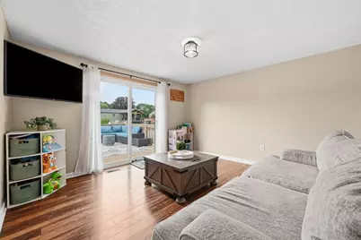 320 Celestial Dr, Economy, PA 15042 - Photo 19