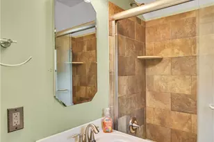 511 Rolling Green Dr, Bethel Park, PA 15102 - Photo 27