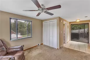 511 Rolling Green Dr, Bethel Park, PA 15102 - Photo 17
