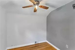 511 Rolling Green Dr, Bethel Park, PA 15102 - Photo 23