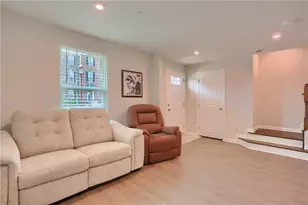212 Amon St, Cranberry Township, PA 16066 - Photo 5