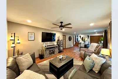909 E Fairfield Ave, Neshannock Township, PA 16105 - Photo 15