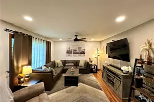 909 E Fairfield Ave, Neshannock Township, PA 16105 - Photo 13