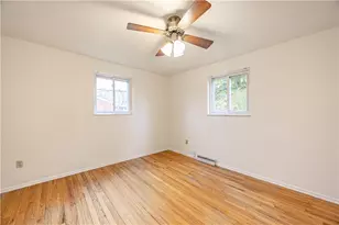 344 Springwood Dr, Pittsburgh, PA 15147 - Photo 15