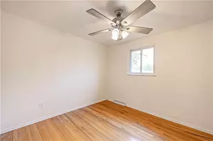 344 Springwood Dr, Pittsburgh, PA 15147 - Photo 17
