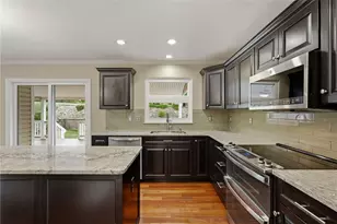 1805 Pioneer Dr, Sewickley, PA 15143 - Photo 7