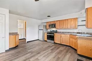 126 Fourth St, Neville Twp, PA 15225 - Photo 9