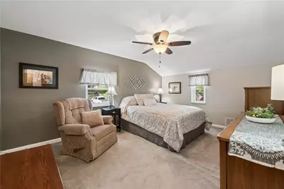 945 Roland Rd, Wilkins Township, PA 15221 - Photo 21