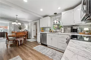 945 Roland Rd, Wilkins Township, PA 15221 - Photo 9
