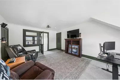 400 Carothers Ave, Carnegie, PA 15106 - Photo 25