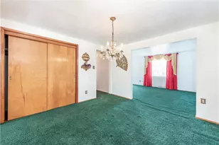 130 N Wren Dr, Scott Township, PA 15243 - Photo 7