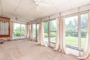130 N Wren Dr, Scott Township, PA 15243 - Photo 9