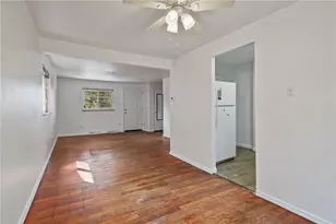 8108 Westmoreland Ave, Pittsburgh, PA 15218 - Photo 11