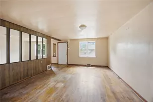 1391 Laketon Rd, Pittsburgh, PA 15221 - Photo 5