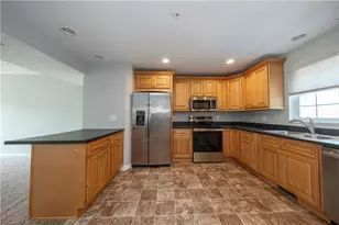 350 Creekview, Oakdale, PA 15071 - Photo 13