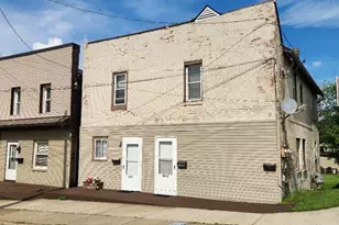 815 817 819 821 Second St, Ellwood City, PA 16117 - Photo 3