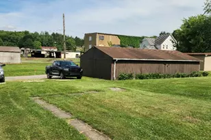 815 817 819 821 Second St, Ellwood City, PA 16117 - Photo 7