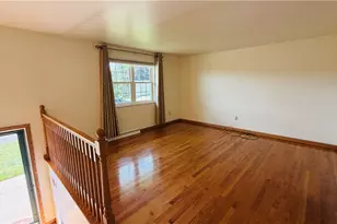 3174 New Hampshire Dr, Lower Burrell, PA 15068 - Photo 11