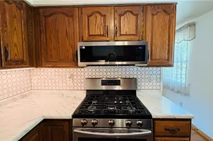 3174 New Hampshire Dr, Lower Burrell, PA 15068 - Photo 23