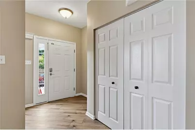 117 Linden Ct, Seven Fields Boro, PA 16046 - Photo 5