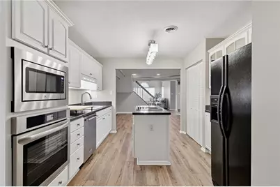 117 Linden Ct, Seven Fields Boro, PA 16046 - Photo 13