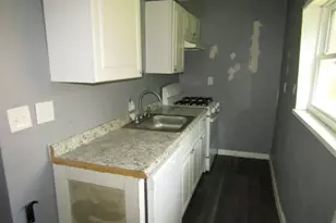 427 Rebecca Ave, Pittsburgh, PA 15221 - Photo 11